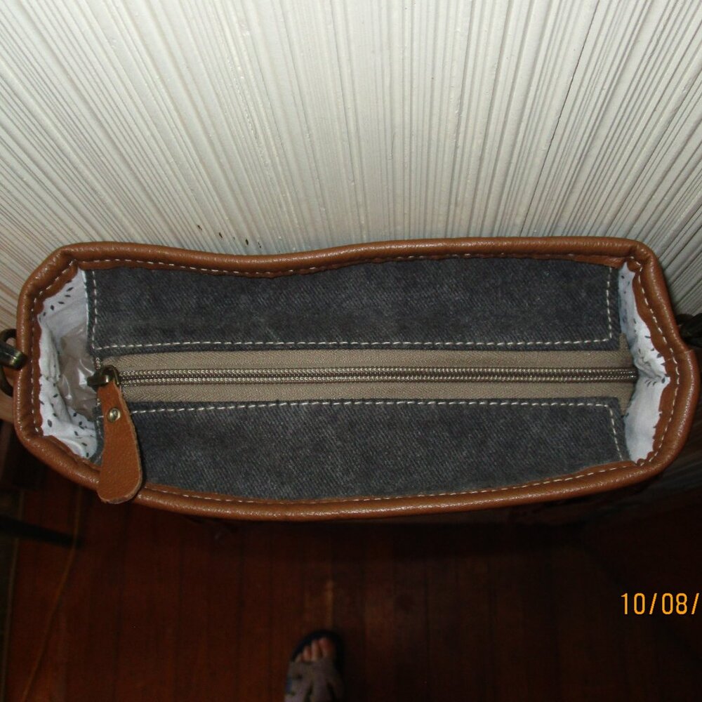 Myra Western Shoulder Bag - Picture 4 of 13